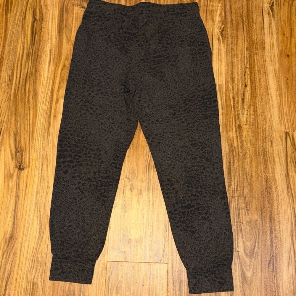 Sundry women’s 3 large 12 joggers pants lounge Athleisure Charcoal leopard print - Picture 7 of 9